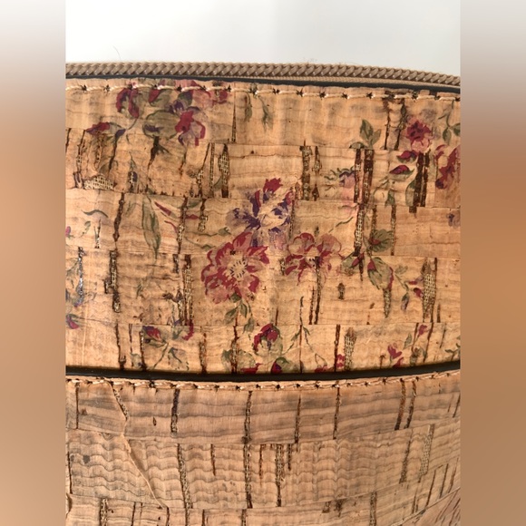 Portuguese cork and red vegan leather purse - Picture 9 of 13